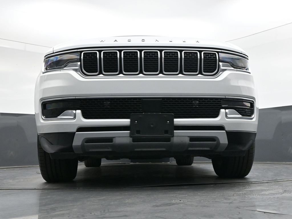 Used 2024 Jeep Wagoneer L Series II w/ Flexible Seating Group image 40