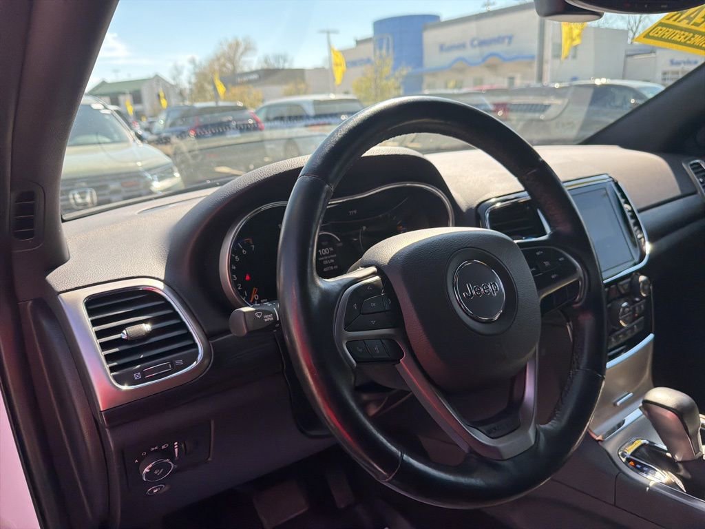 Used 2020 Jeep Grand Cherokee Altitude image 16