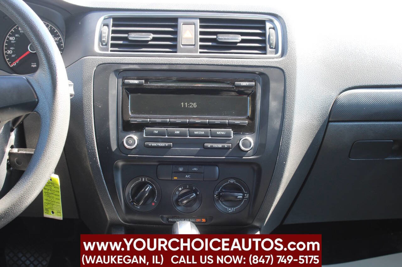 Used 2014 Volkswagen Jetta S image 19