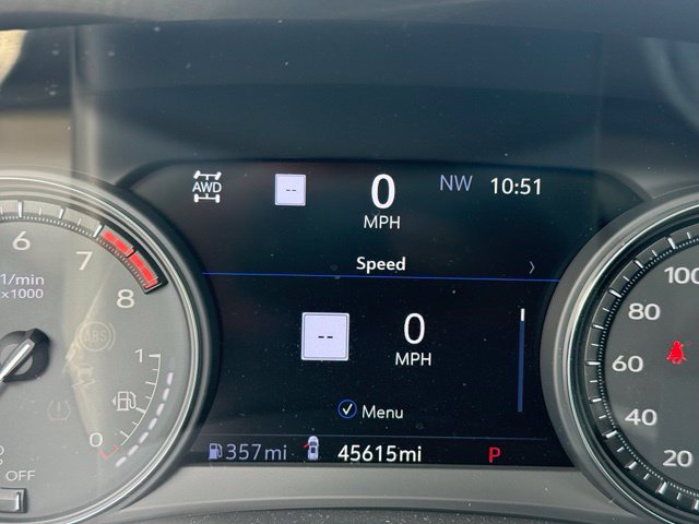 Used 2023 Cadillac XT5 Premium Luxury w/ Technology Package AWD/4WD image 18