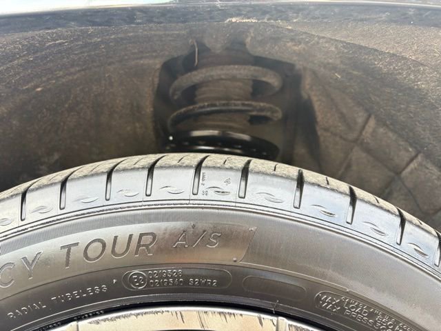 Certified 2023 GMC Acadia Denali w/ Black Diamond Edition image 13