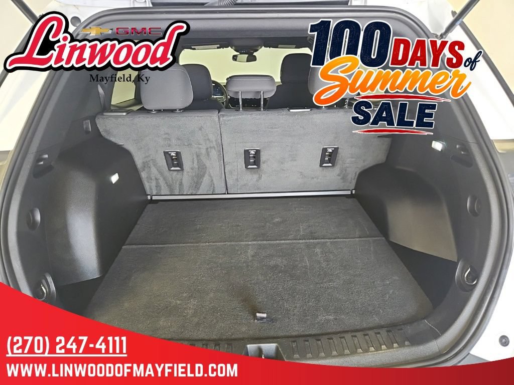 Used 2026 Chevrolet Equinox LT FWD image 11