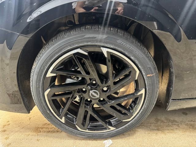 New 2026 Nissan Sentra SR w/ SR Premium Package image 32