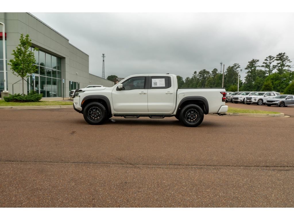 Used 2023 Nissan Frontier PRO-4X w/ Pro-4X Premium Package AWD/4WD image 8