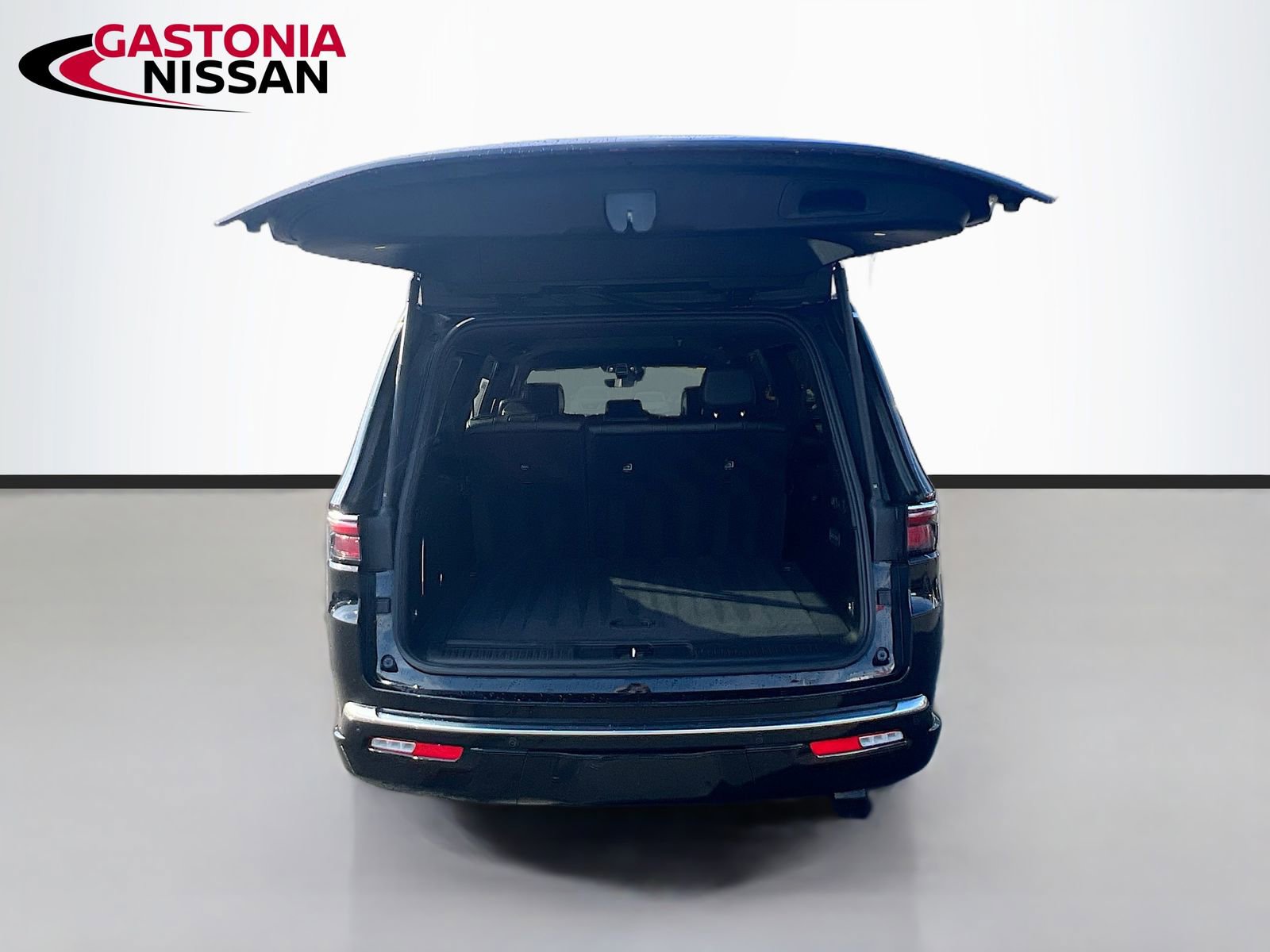 Used 2024 Jeep Wagoneer L Series II w/ Flexible Seating Group image 36