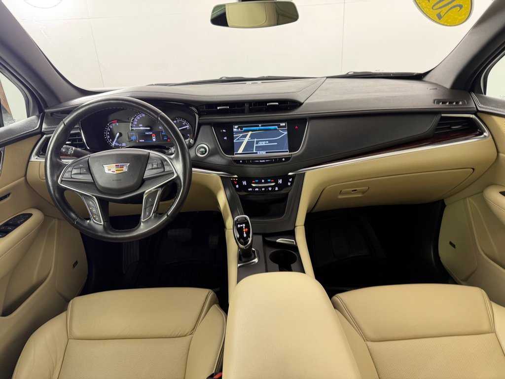 Used 2019 Cadillac XT5 Premium Luxury w/ LPO, Radiant Package image 27