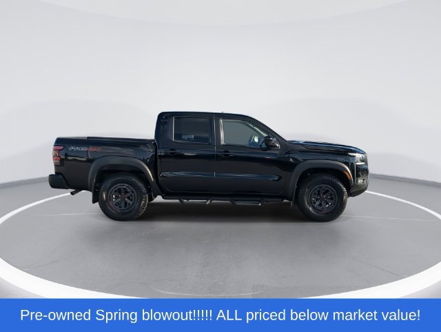Used 2025 Nissan Frontier PRO-4X AWD/4WD image 9