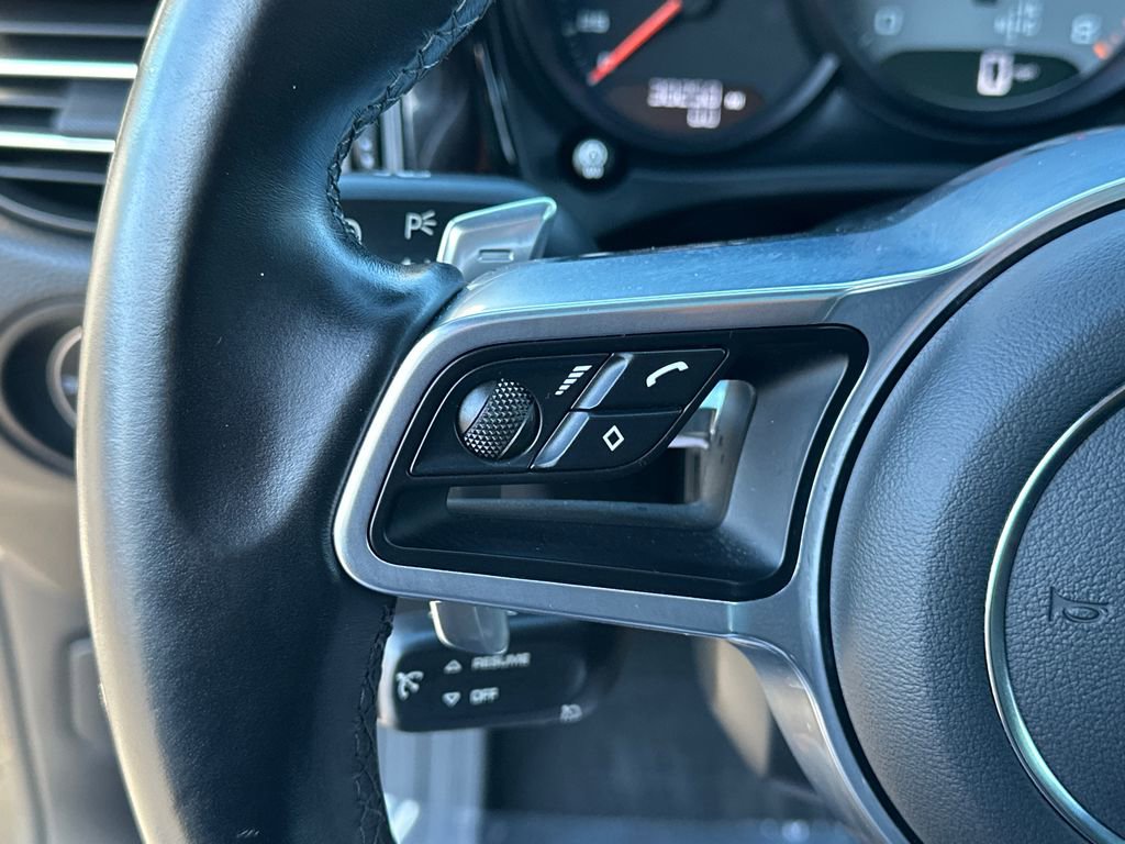 Used 2021 Porsche Macan S image 27