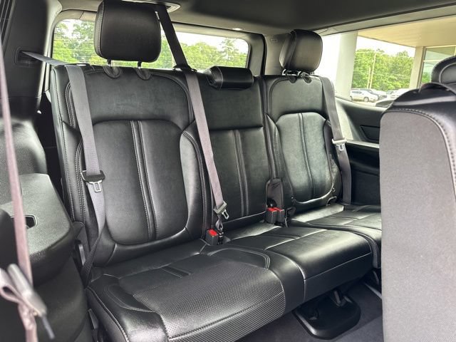 Certified 2024 Jeep Wagoneer Series II w/ Flexible Seating Group RWD image 47