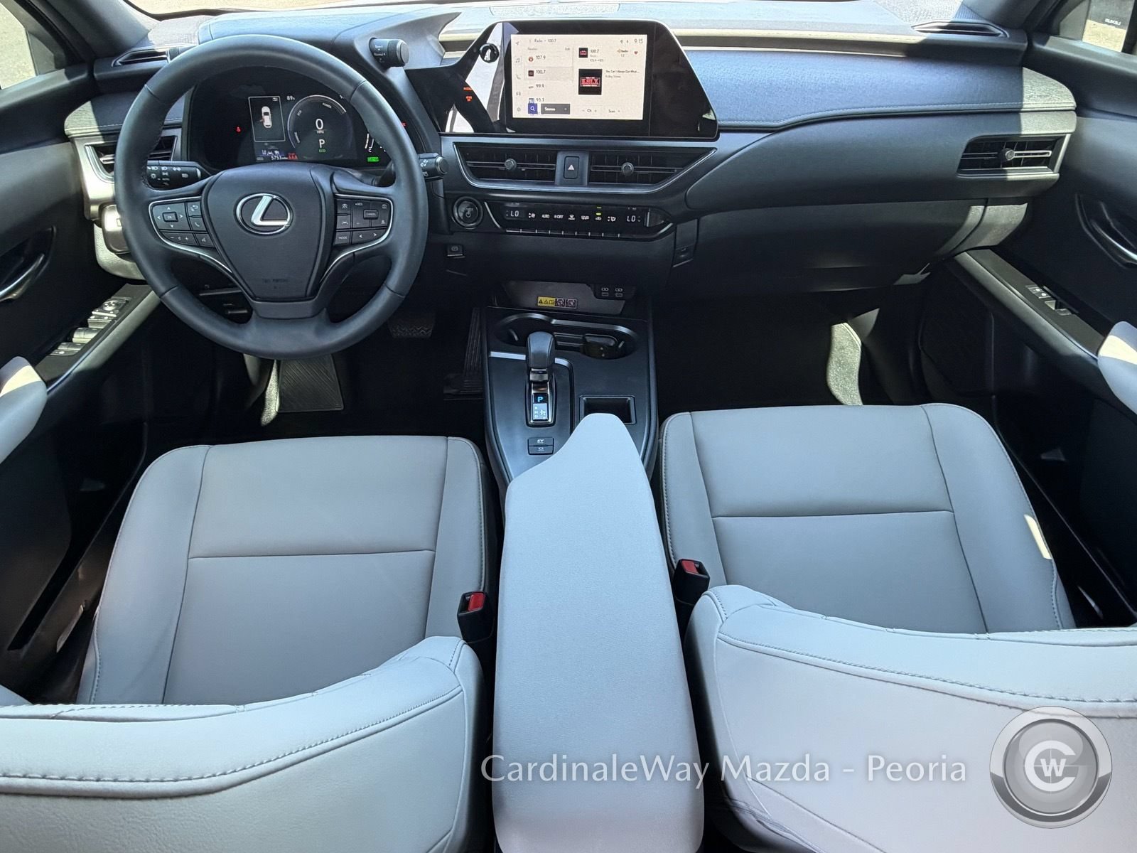 Used 2025 Lexus UX 300h FWD w/ Accessory Package (Z2) image 28