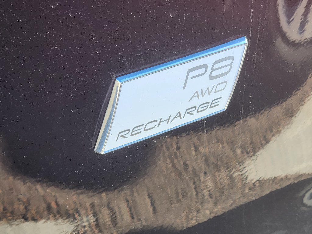 Used 2021 Volvo XC40 P8 Recharge w/ Advanced Package AWD/4WD image 11