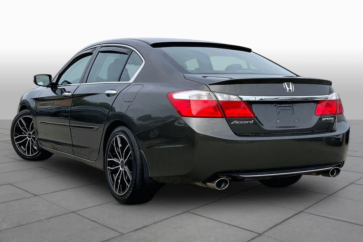 Used 2014 Honda Accord Sport image 12