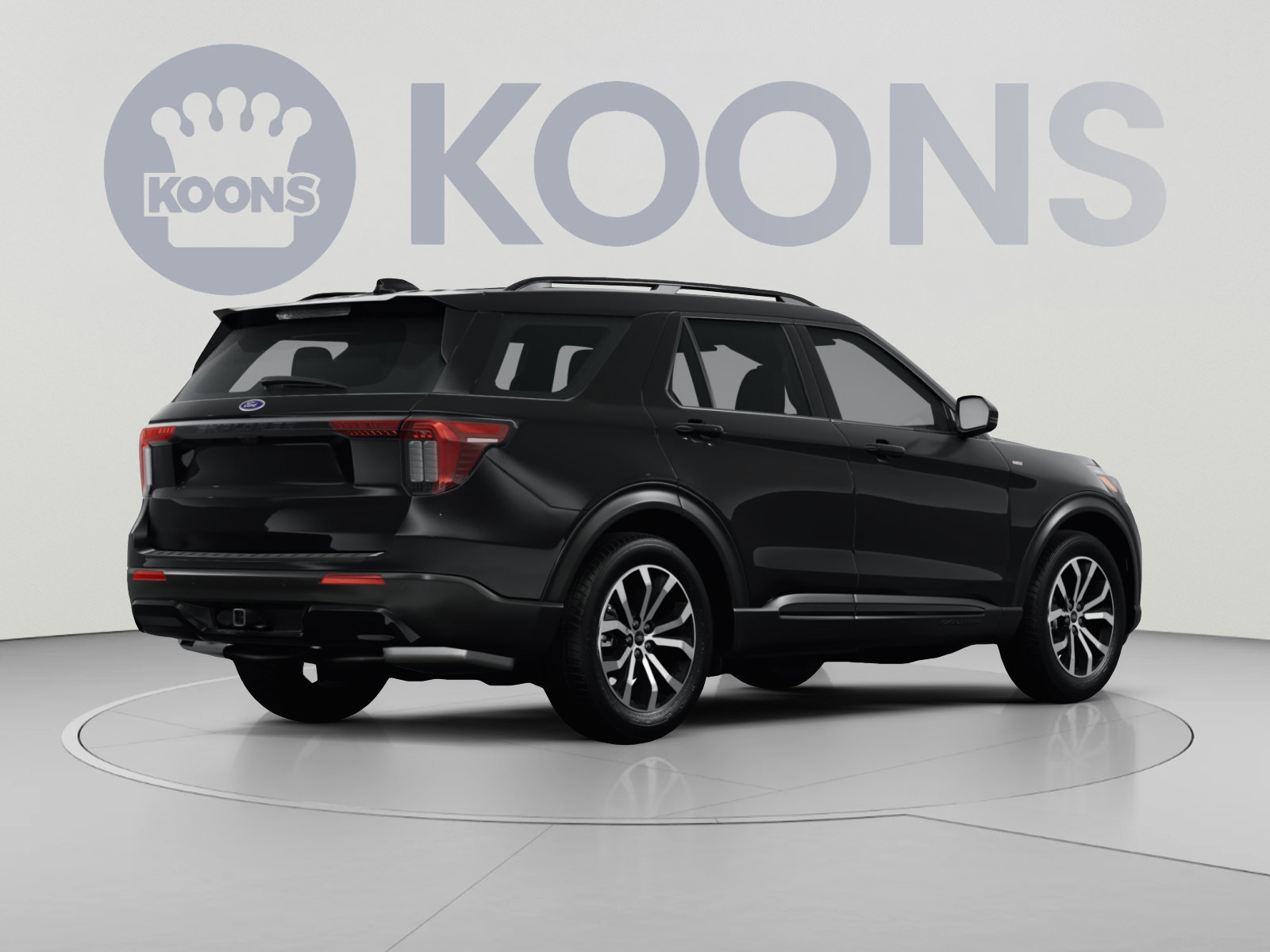 Used 2025 Ford Explorer ST-Line w/ ST-Line Street Pack AWD/4WD image 4