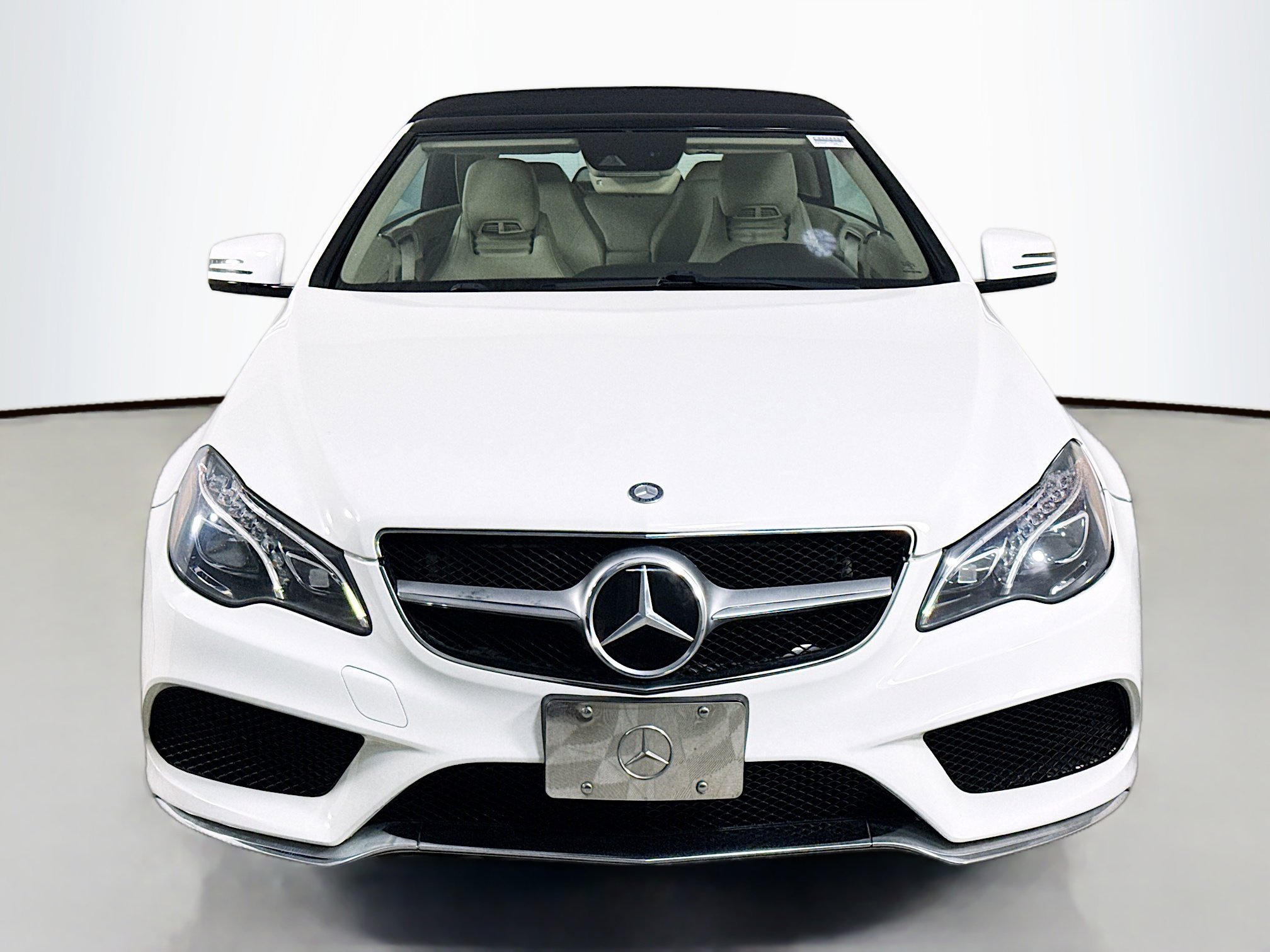 Used 2016 Mercedes-Benz E 400 Cabriolet image 2
