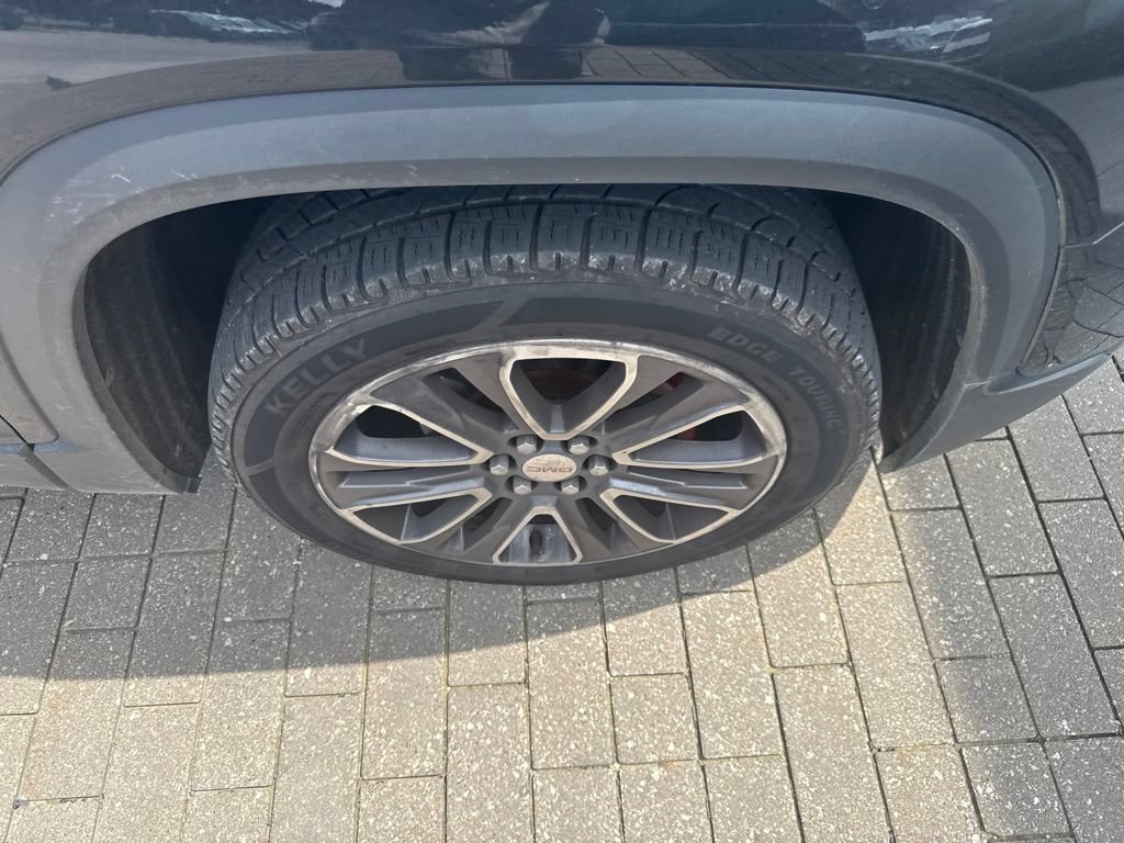 Used 2019 GMC Acadia SLT AWD/4WD image 12
