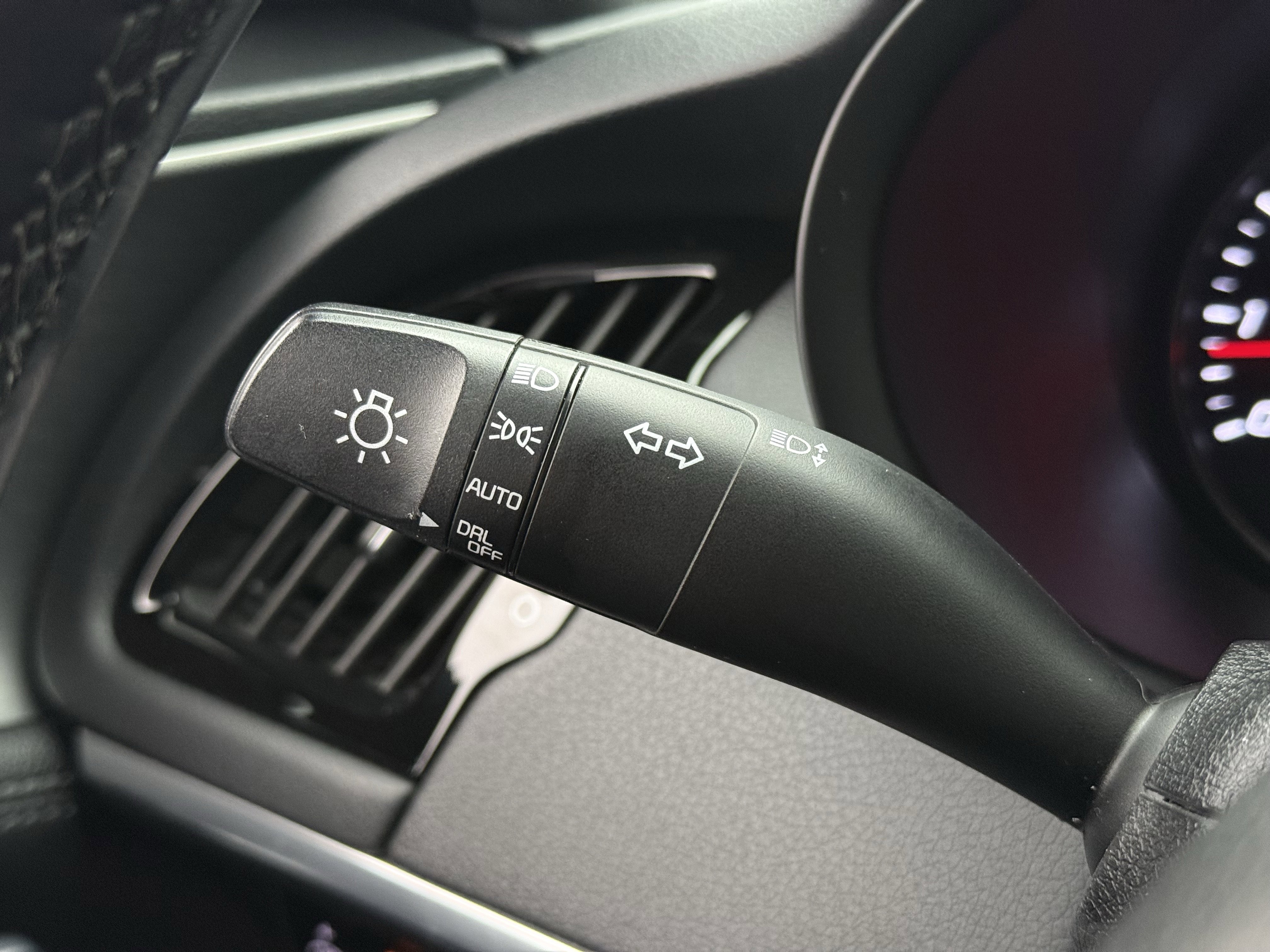 Used 2020 Kia Stinger GT image 18