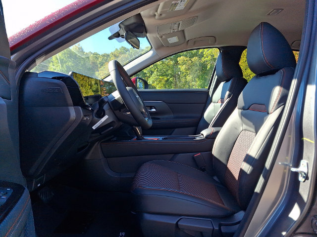 New 2027 Nissan Kicks SR AWD/4WD image 5