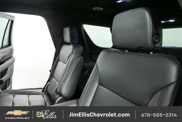 Used 2024 Chevrolet Tahoe Z71 w/ Luxury Package AWD/4WD image 19