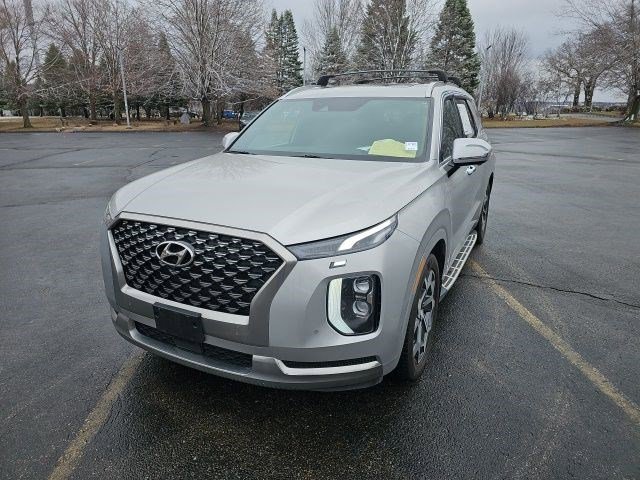 Used 2022 Hyundai Palisade Calligraphy image 2