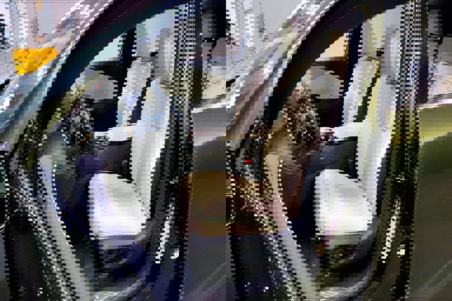 Certified 2023 Lexus RX 350 Luxury w/ Accessory Package (K3) image 8