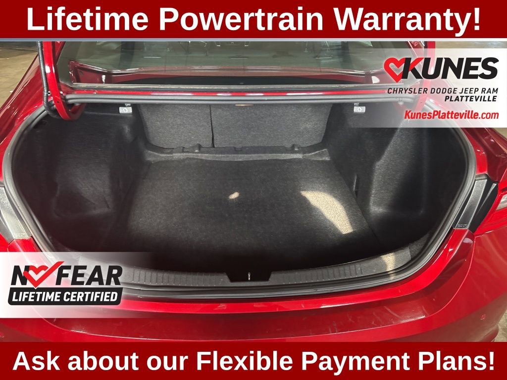 Used 2024 Chevrolet Malibu LT image 15