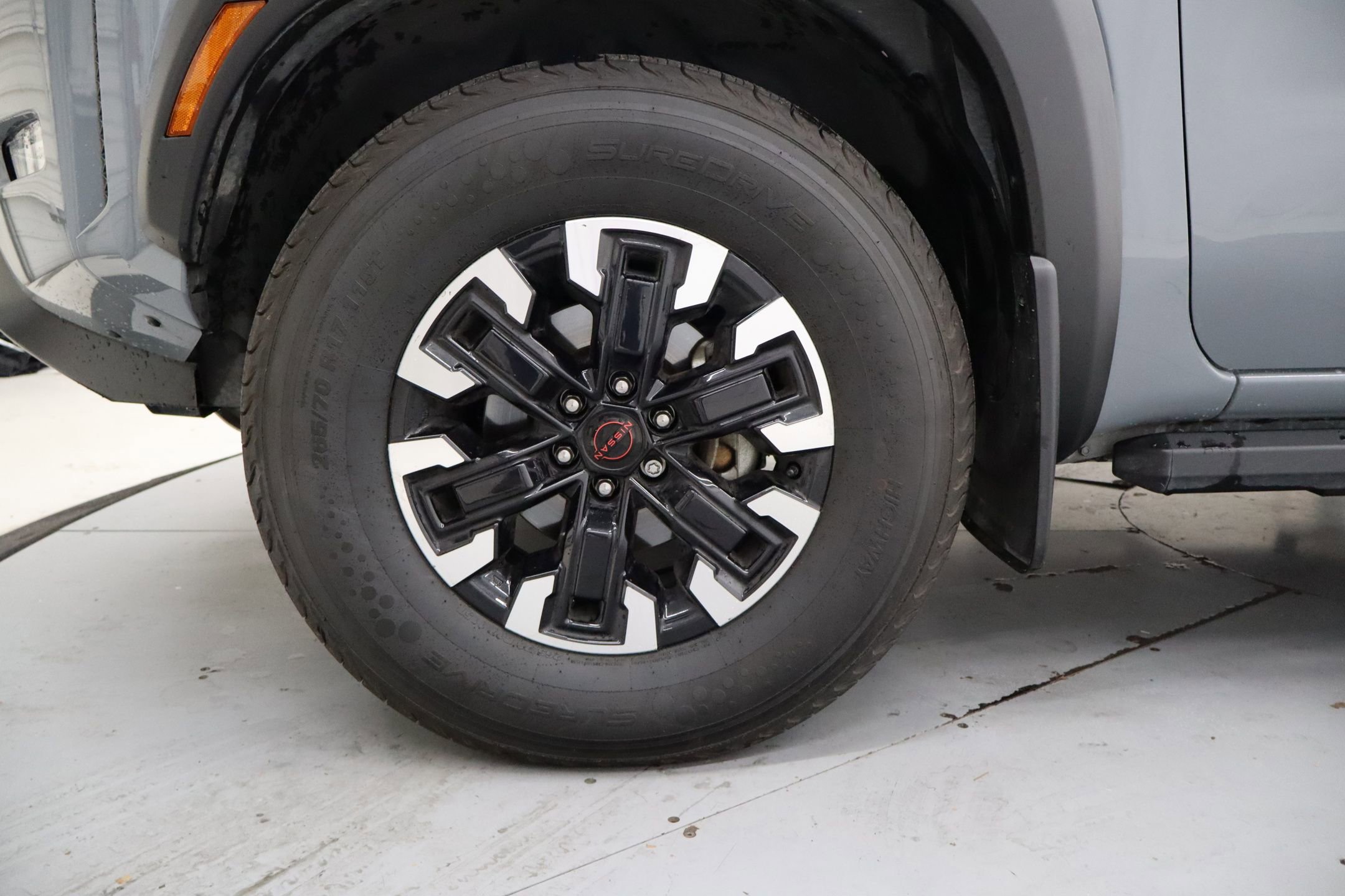 Used 2023 Nissan Frontier PRO-4X w/ Pro Convenience Package image 7