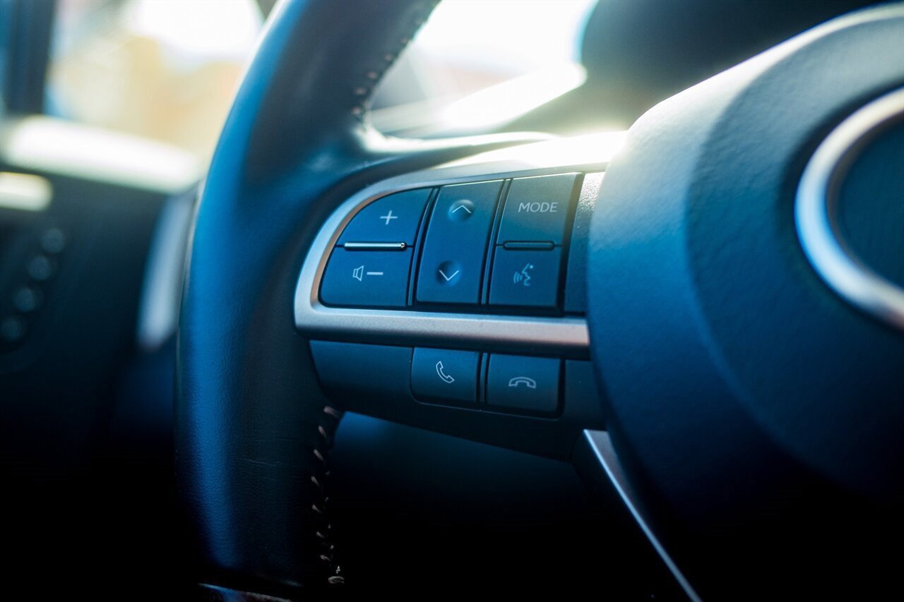 Used 2022 Lexus RX 350L FWD w/ Premium Package image 17