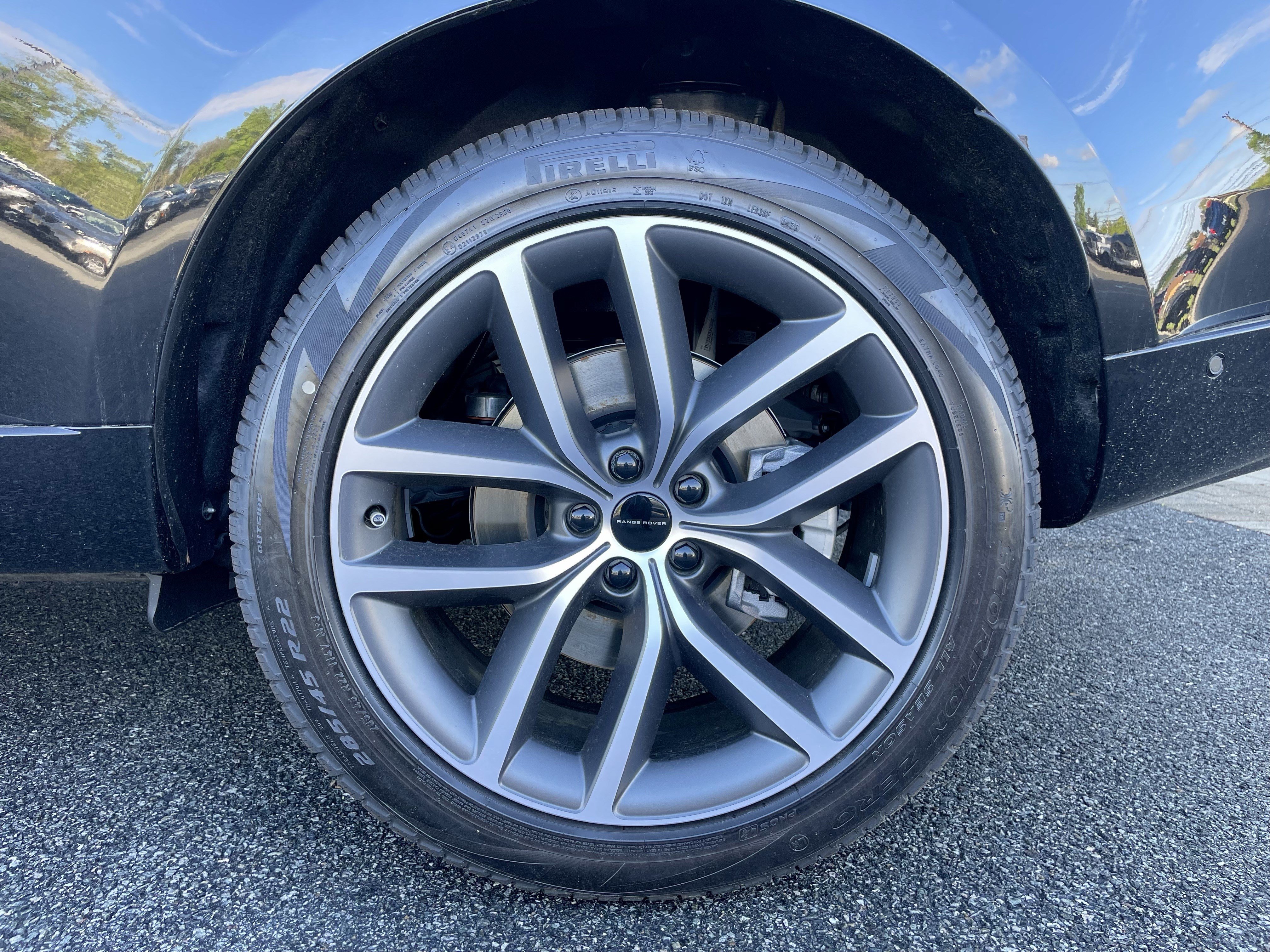 New 2026 Land Rover Range Rover SE AWD/4WD image 10