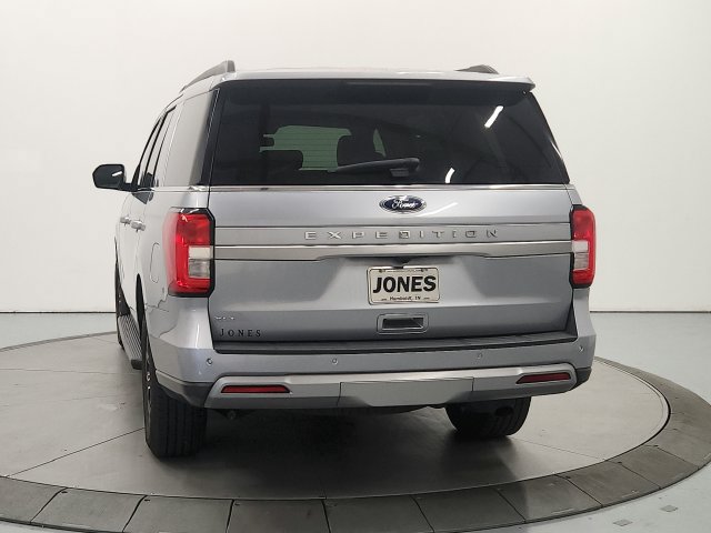 Used 2024 Ford Expedition XLT RWD image 7