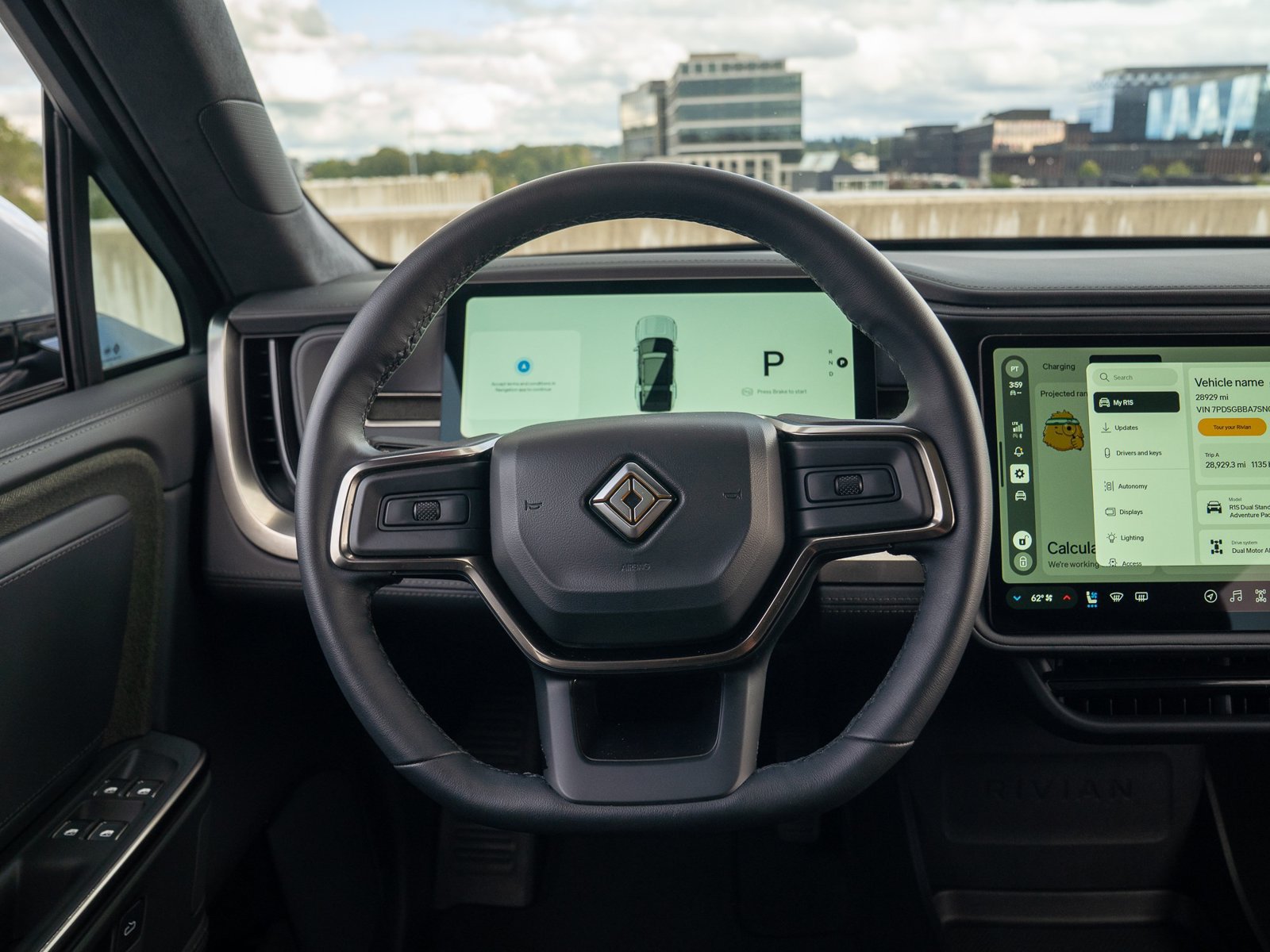 Used 2025 Rivian R1S Adventure Dual AWD/4WD image 22