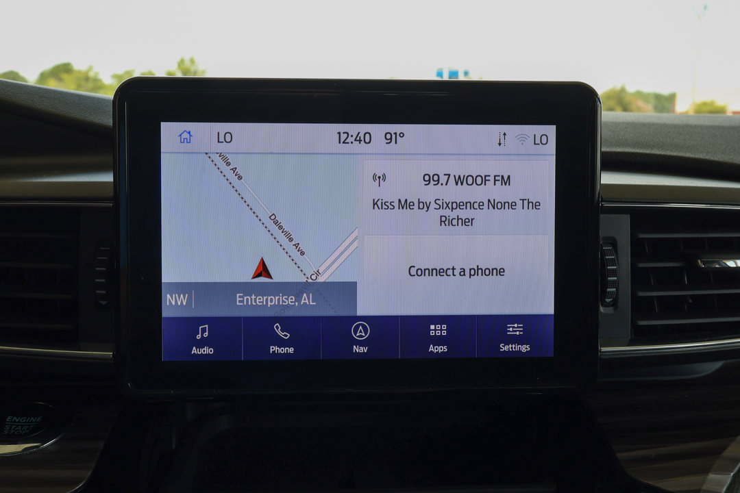 Used 2023 Ford Explorer Limited w/ Equipment Group 301A RWD image 17