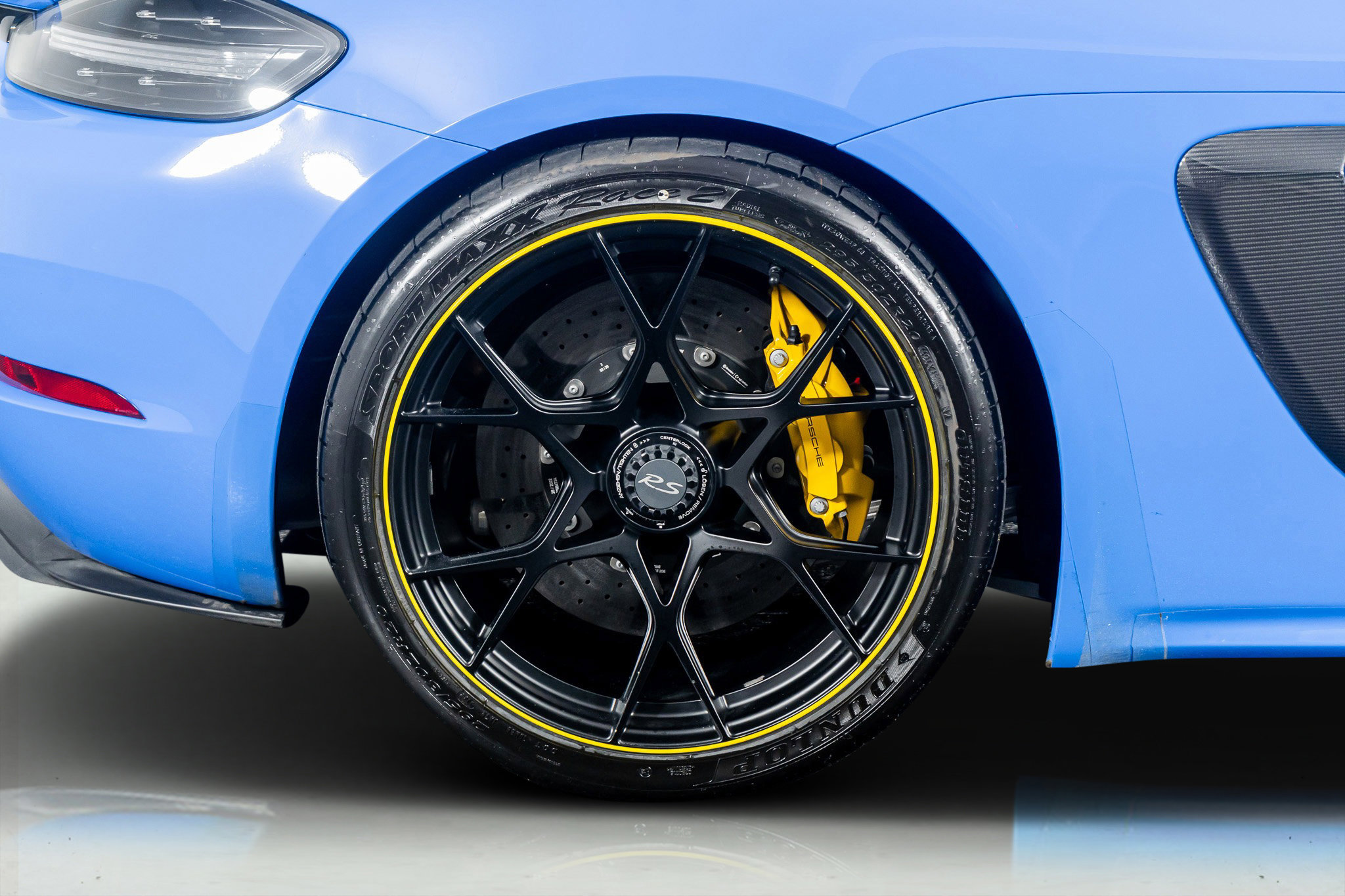 Used 2023 Porsche 718 Cayman GT4 RS w/ Weissach Package image 9