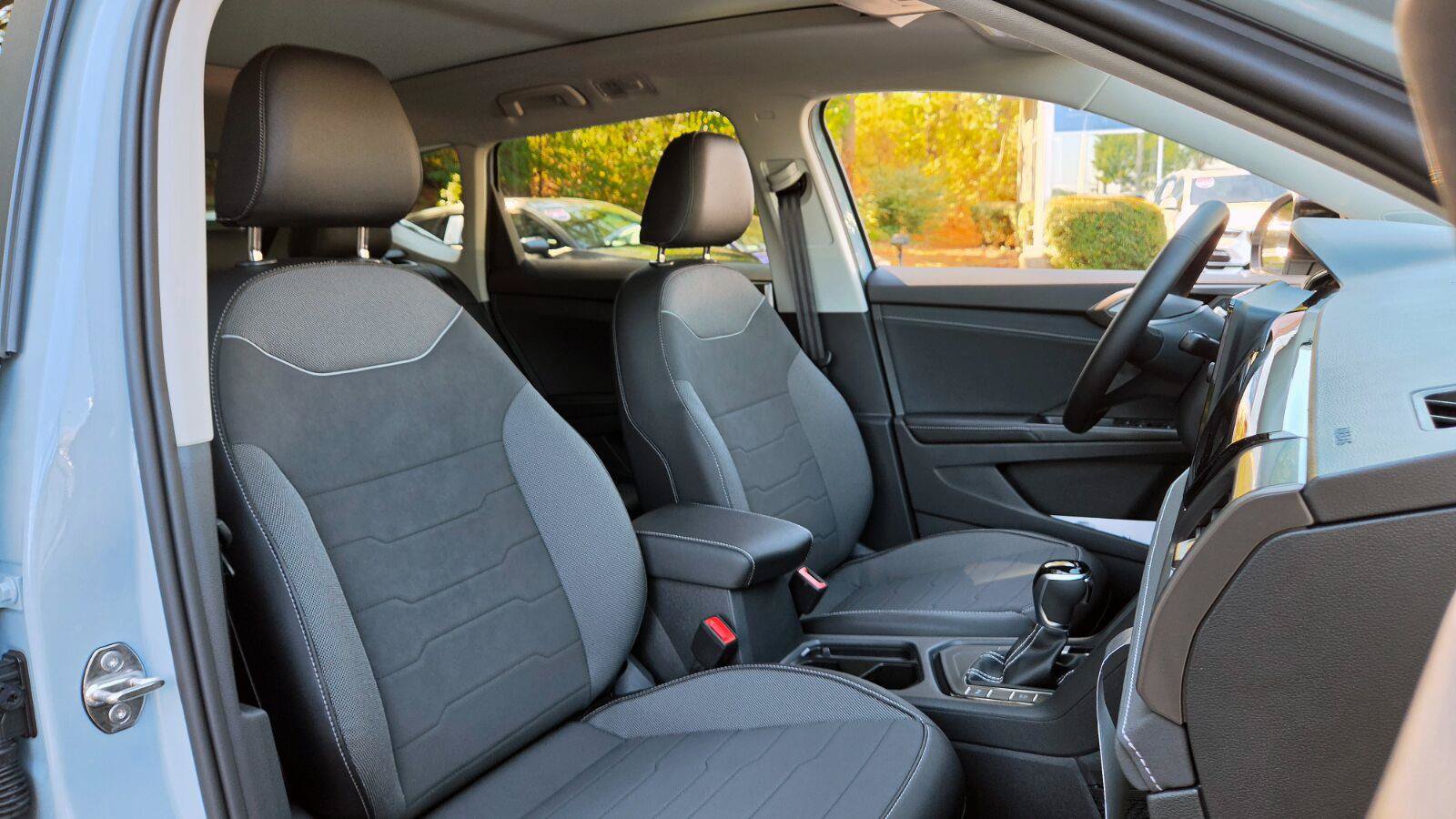 New 2027 Volkswagen Taos SE FWD image 52