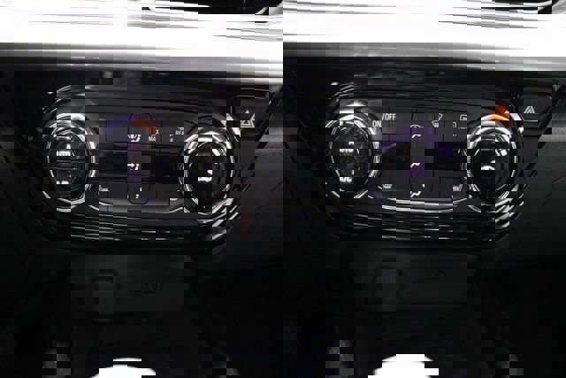 New 2026 Chevrolet Trax LT w/ Sunroof Package image 9