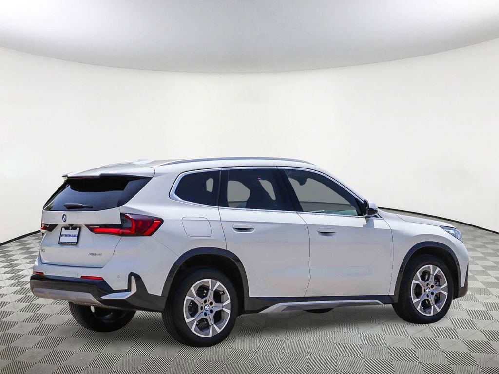 Certified 2023 BMW X1 xDrive28i w/ Premium Package AWD/4WD image 5