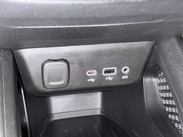 Used 2023 Chevrolet TrailBlazer LT AWD/4WD image 23