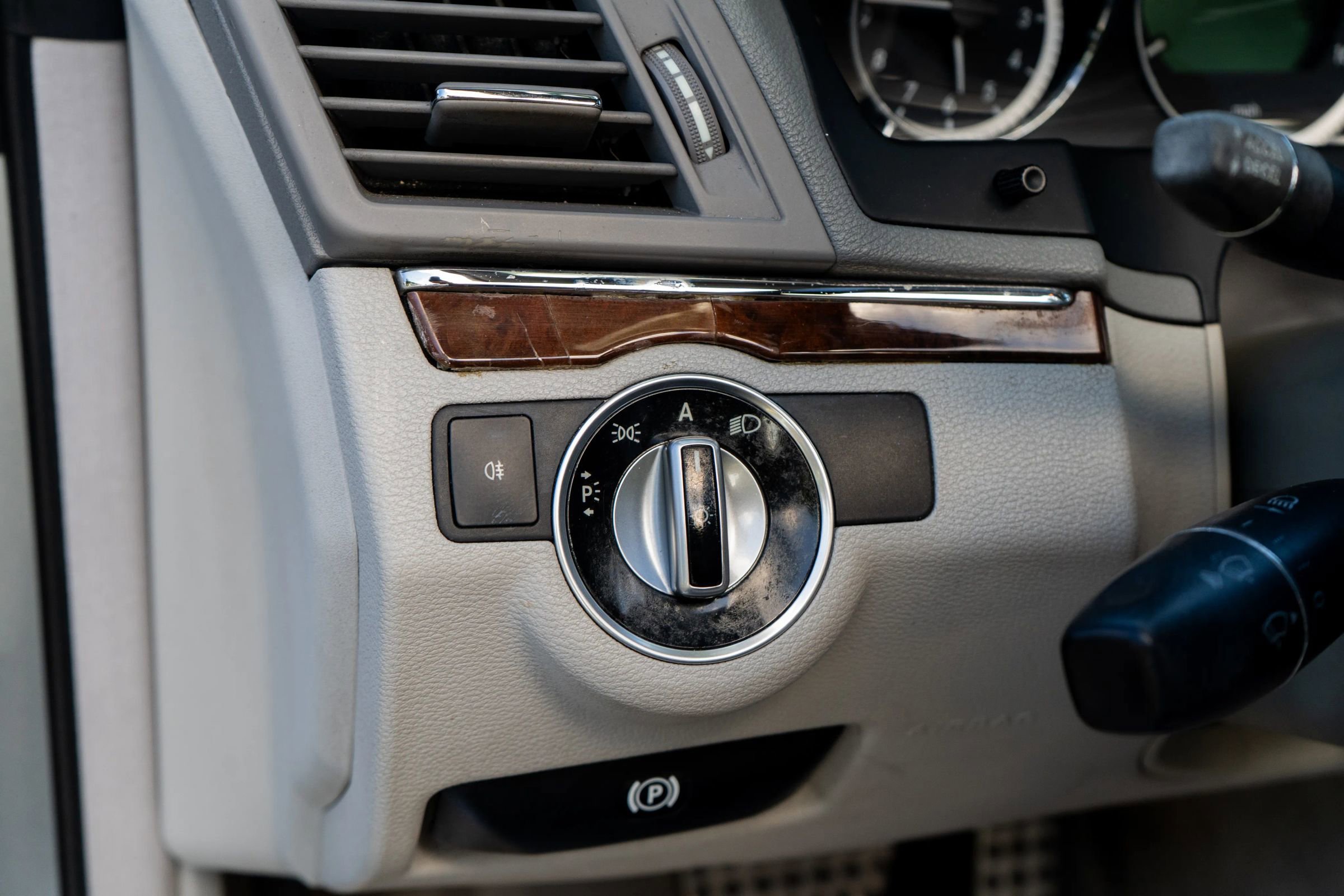 Used 2011 Mercedes-Benz E 350 Cabriolet w/ Premium 2 Pkg image 54