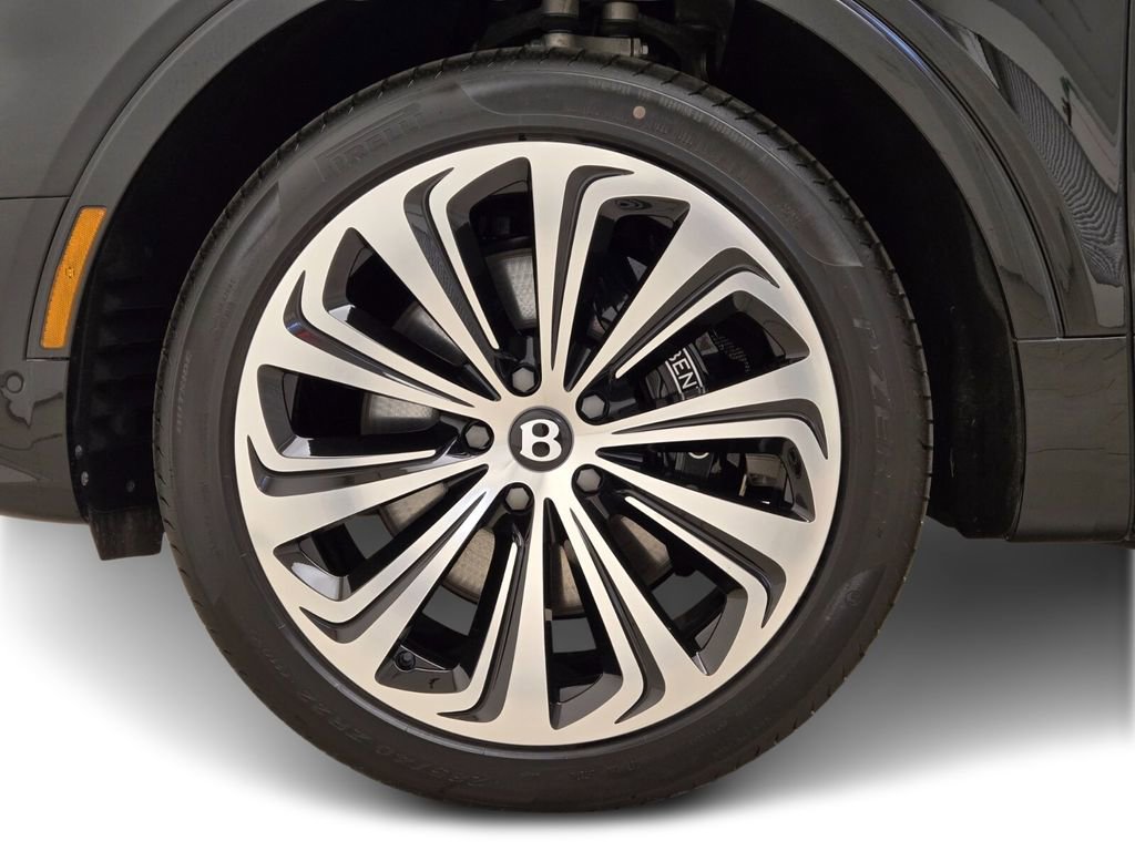 New 2025 Bentley Bentayga AWD/4WD image 16