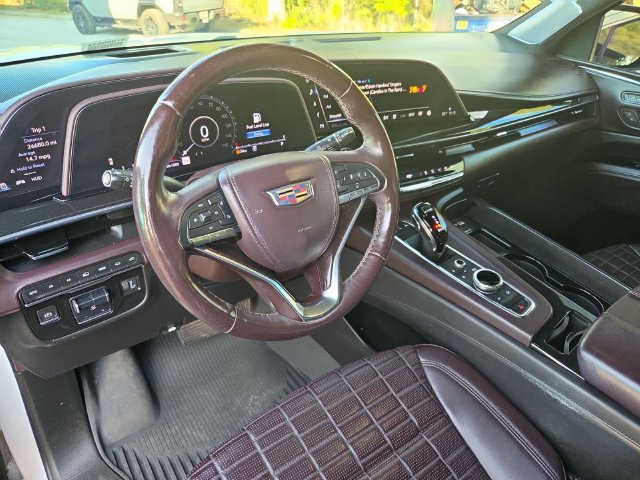 Certified 2022 Cadillac Escalade ESV Premium Luxury Platinum AWD/4WD image 10