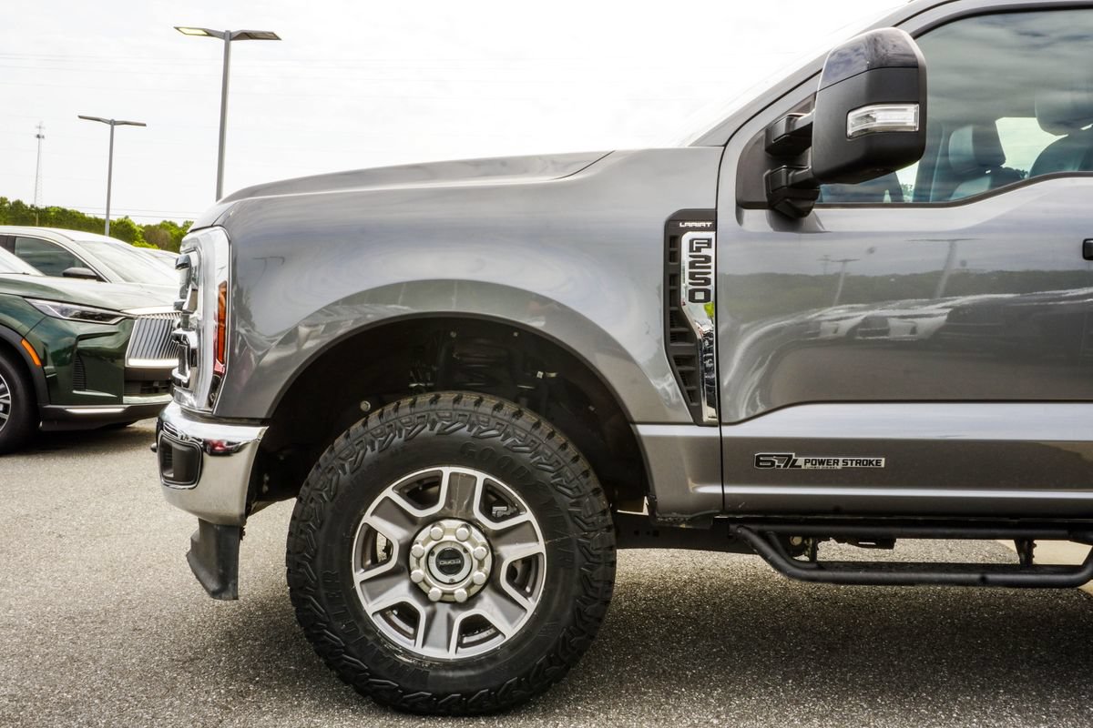 Used 2024 Ford F250 Lariat AWD/4WD image 10