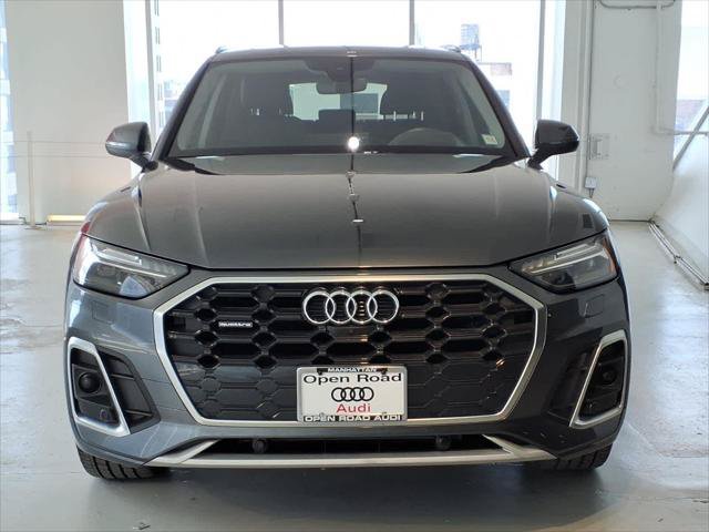 Certified 2023 Audi Q5 2.0T Prestige AWD/4WD image 2