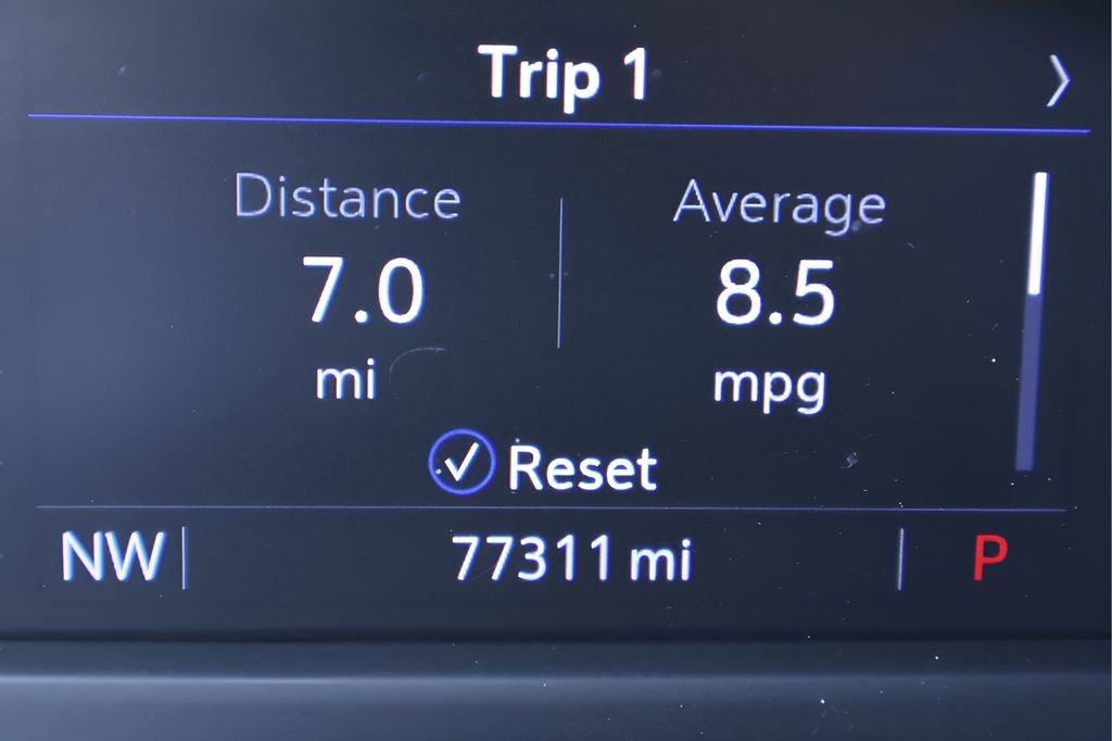 Used 2022 Cadillac XT4 Luxury image 21