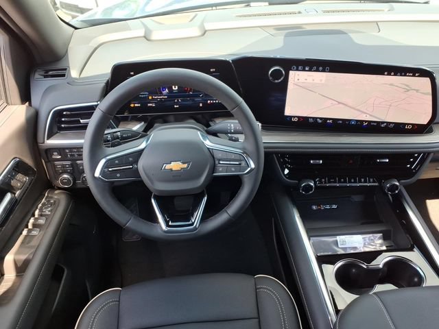 New 2026 Chevrolet Suburban Premier w/ Sun And Tow Package AWD/4WD image 17
