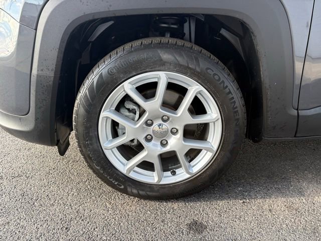 Used 2021 Jeep Renegade Latitude image 6