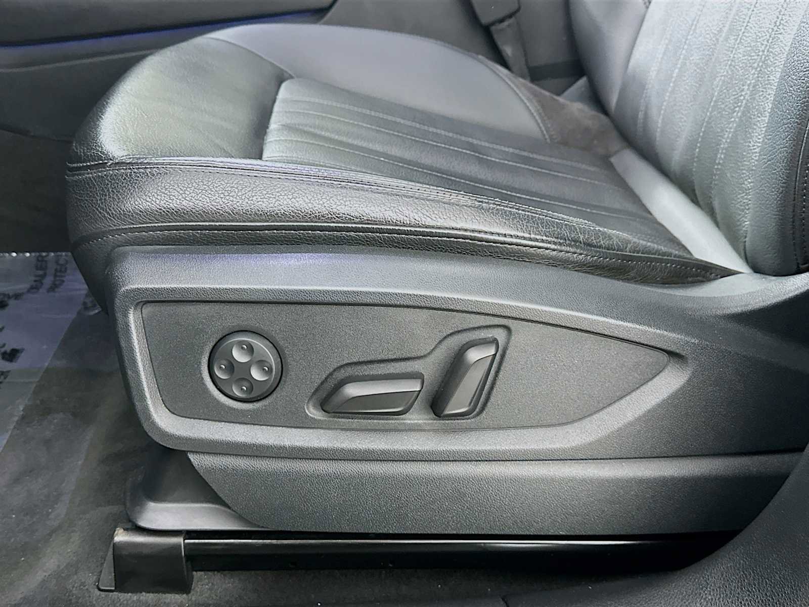 Used 2019 Audi Q5 2.0T Premium Plus w/ Premium Plus Package image 18