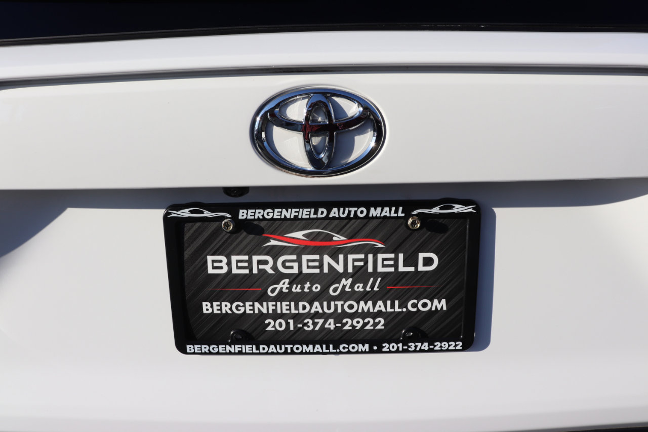 Used 2025 Toyota RAV4 XLE image 58