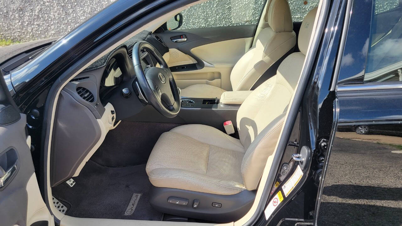 Used 2010 Lexus IS 250 RWD image 16