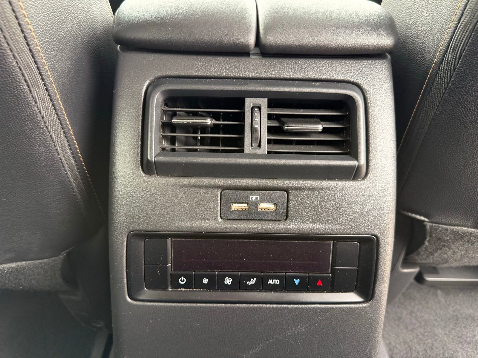 Used 2024 MAZDA CX-90 3.3 Turbo w/ Select Package image 35