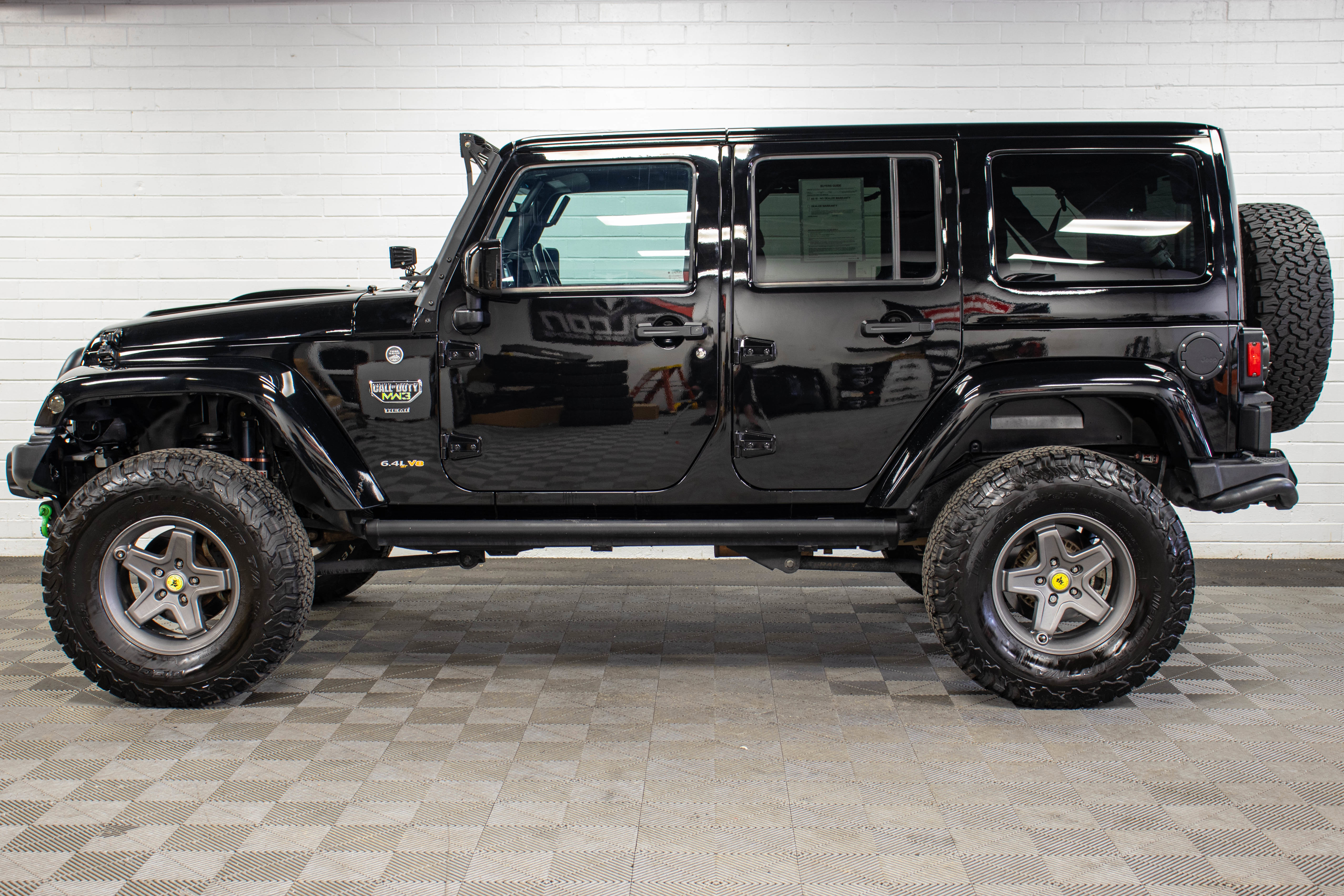 Used 2012 Jeep Wrangler Unlimited Rubicon image 6