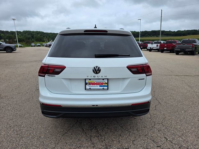 Used 2024 Volkswagen Tiguan S image 27
